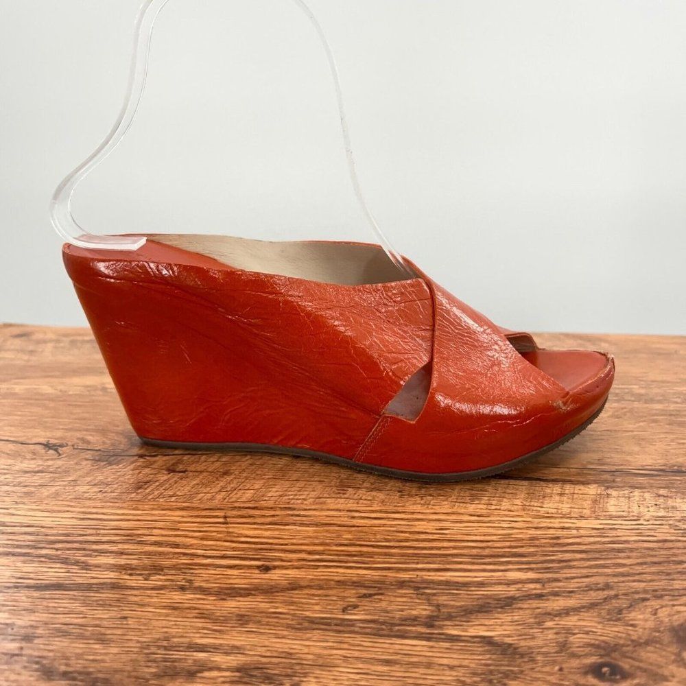 Attilio Giusti Leombruni Wedge Women's Size 8.5 Patent Leather Orange Slide Shoe